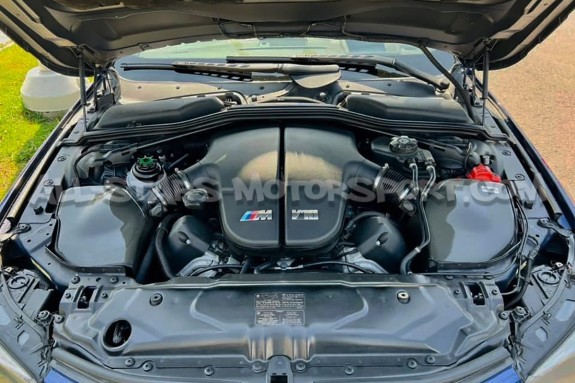 Admission carbone Gruppe M pour BMW M5 E60