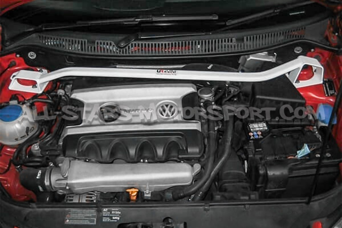 Barre anti rapprochement avant Ultra Racing pour Polo 9N GTI