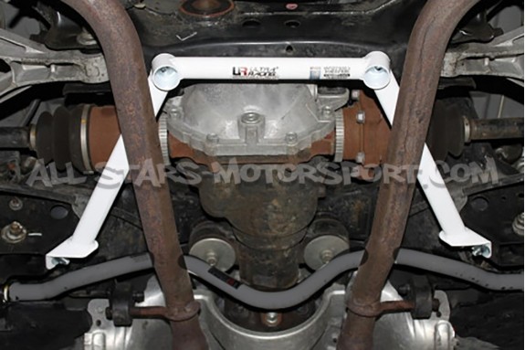 Barre de renfort inférieure arrière 4 points Ultra Racing pour Niss...