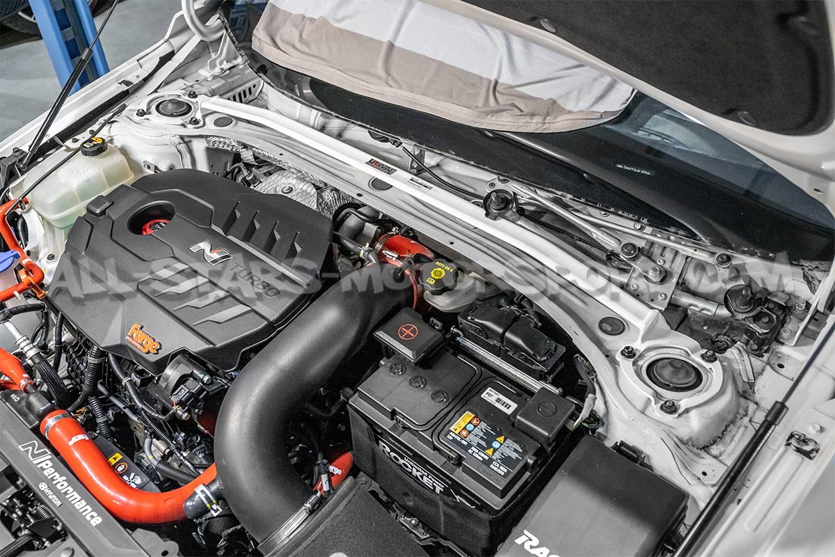 Barra de torretas delantera Ultra Racing para Hyundai I30N