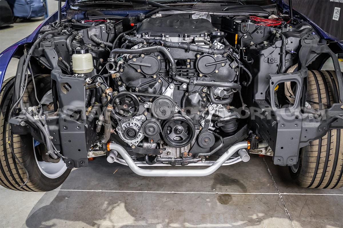 Barre antiroulis avant reglable Whiteline pour Nissan 350Z