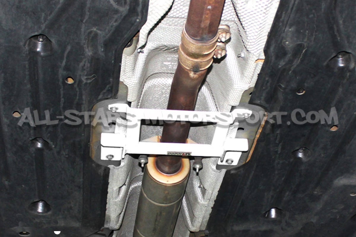 Mini Cooper S R56 Ultra Racing 4 Points Mid Lower Member Brace