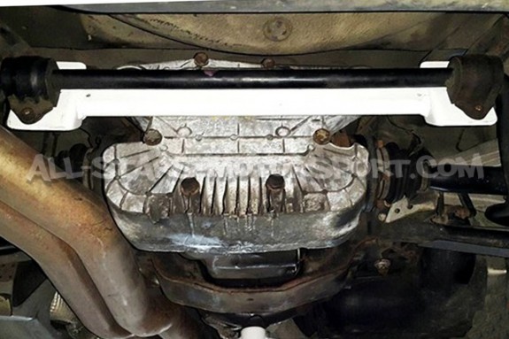 BMW M3 E46 Ultra Racing Rear Lower Bar