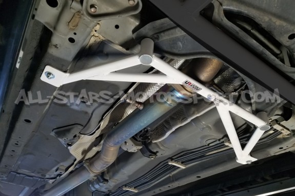 Barre de renfort inférieure centrale 4 points Ultra Racing pour Mis...