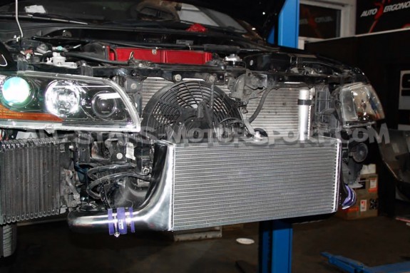 Mitsubishi Lancer Evo 9 HKS Intercooler