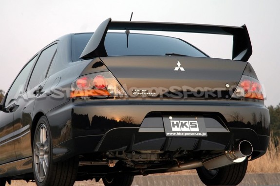 Escape catback HKS Silent Hi Power para Mitsubishi Lancer Evo 9