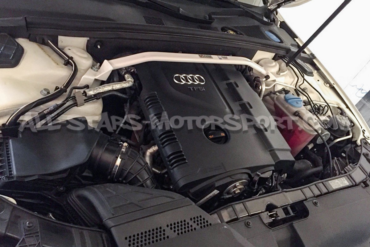 Audi A4 B8 / A5 8T 2.0 TFSI Ultra Racing Front Upper Strut Brace