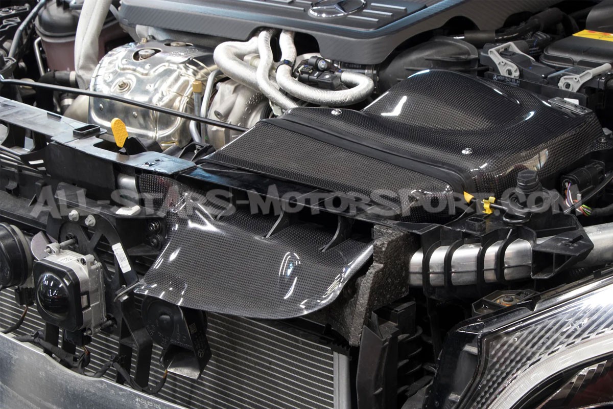 Admission carbone Gruppe M pour Mercedes CLA / A45 AMG W176