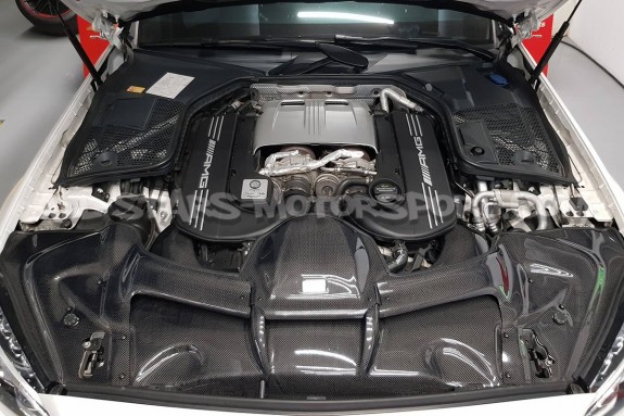 Admision de carbono Gruppe M para Mercedes C63 AMG W205