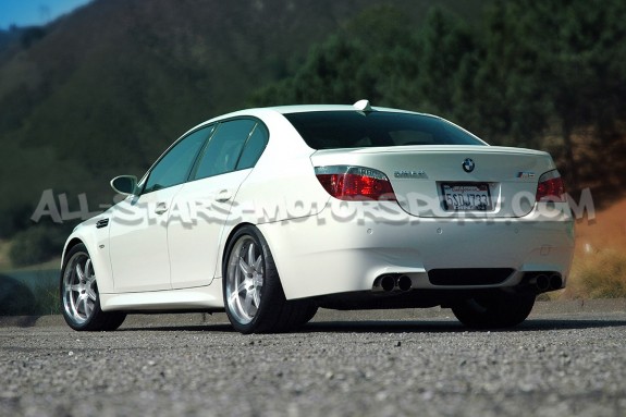 BMW M5 E60 Dinan Freeflow Axle Back Exhaust