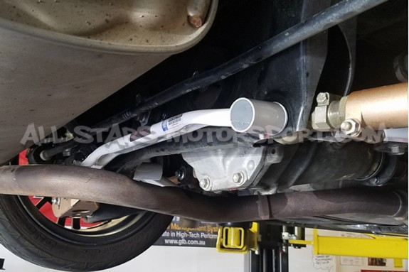 Barra de refuerzo inferior trasera Ultra Racing para Toyota GT86 / ...
