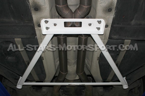 Barre de renfort inférieure arriere 4 points Ultra Racing pour BMW ...