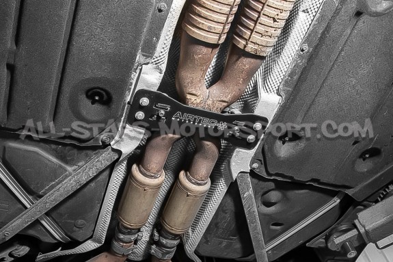 Barra inferior trasera soporte de escape Airtec para BMW M3 E9x