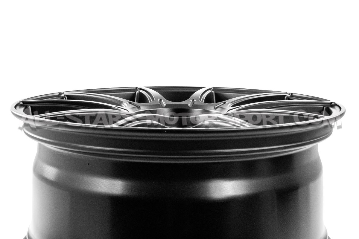 SSR GTX01 Wheel 19 x 8.5 - 5x120 ET38 - Black