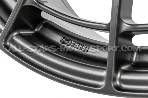 Llanta Enkei NT03RR 18x8.5 - 5x100 ET42 - Gunmetal