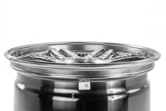Jante AME Tracer TM02 18x9.5 - 5x100 ET38 - Silver