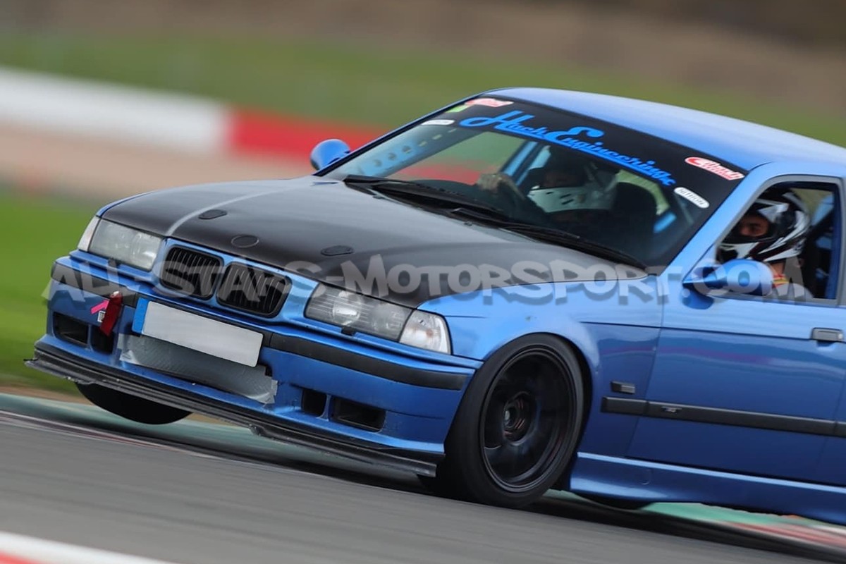 BMW M3 E36 (2doors) Seibon OEM Carbon Fiber Hood