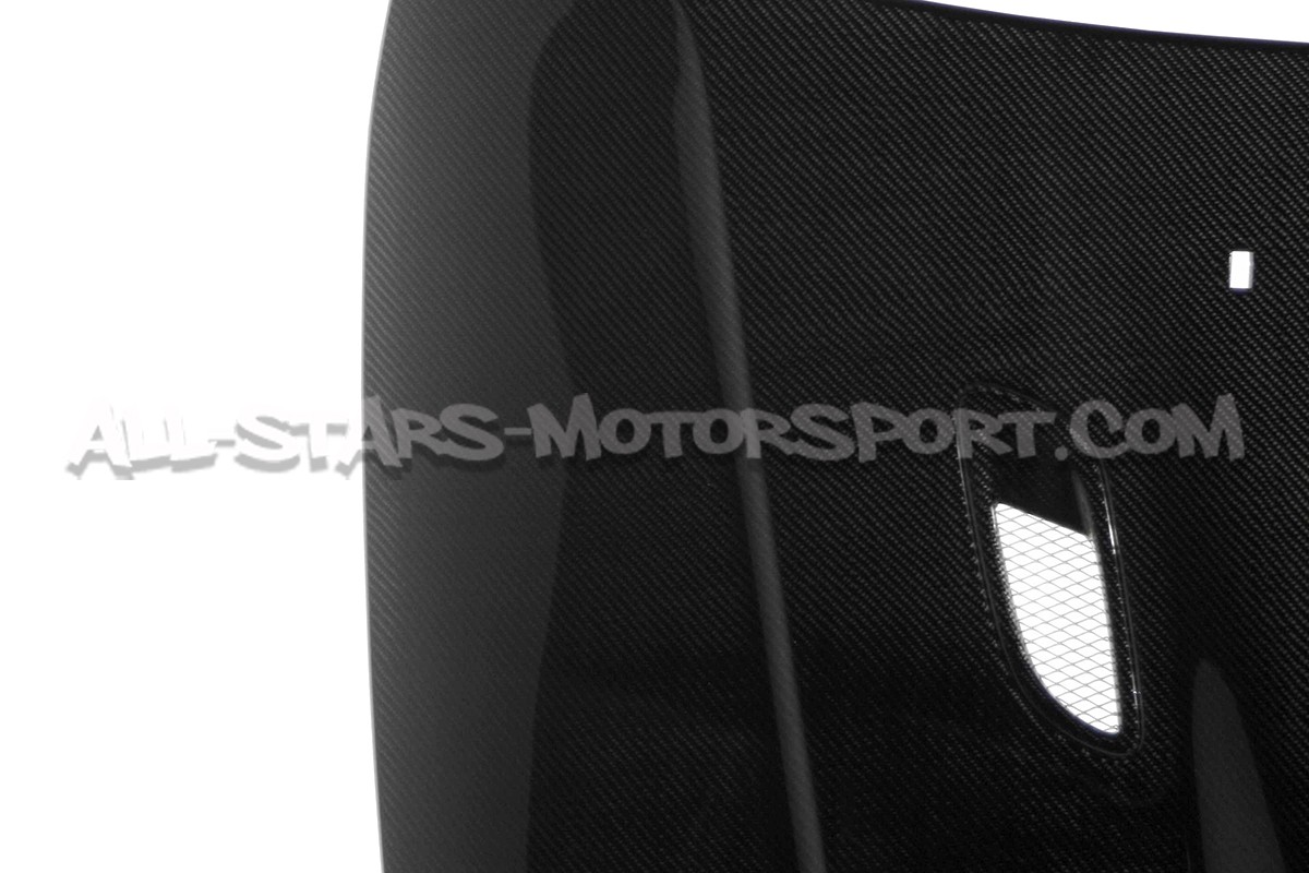 Capot carbone Seibon BM-Style pour BMW 135i / 1M E82