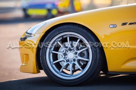 Llanta Rays Volk Racing CE28 N Plus 17x8 - 5x114.3 ET38 - Silver