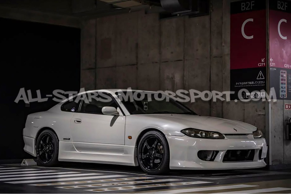 Rays Gram Lights 57CR Wheel 18x9.5 - 5x114.3 ET22 - Black