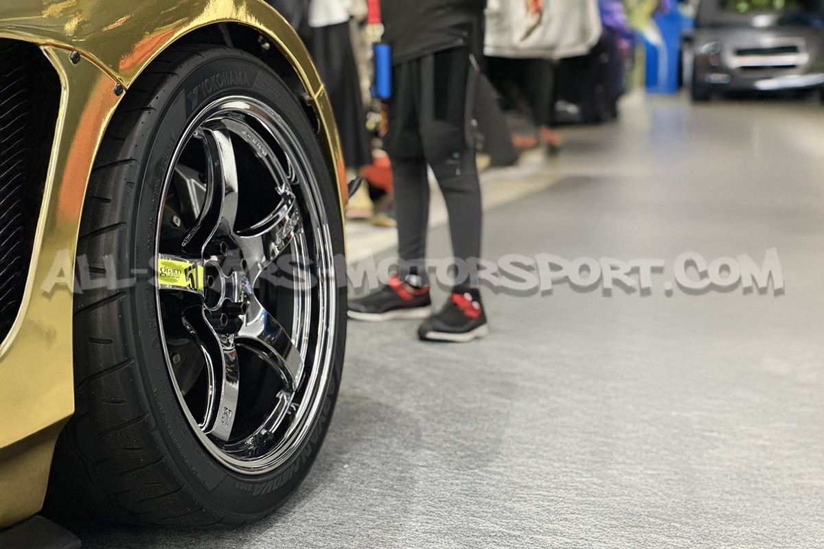 Rays Gram Lights 57CR Limited Wheel 18x8.5 - 5x100 ET45 - Hyper Black