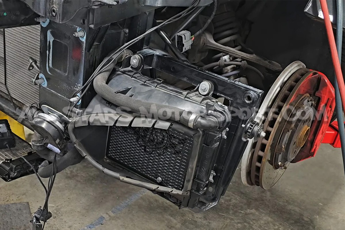 Radiador auxiliar CSF para Mercedes C63 AMG W205 / AMG GT / GTS C190