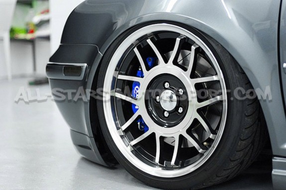 Kit frenos delanteros Vmaxx 330mm para Golf 4 GTI / Leon 1M 1.8T 20V