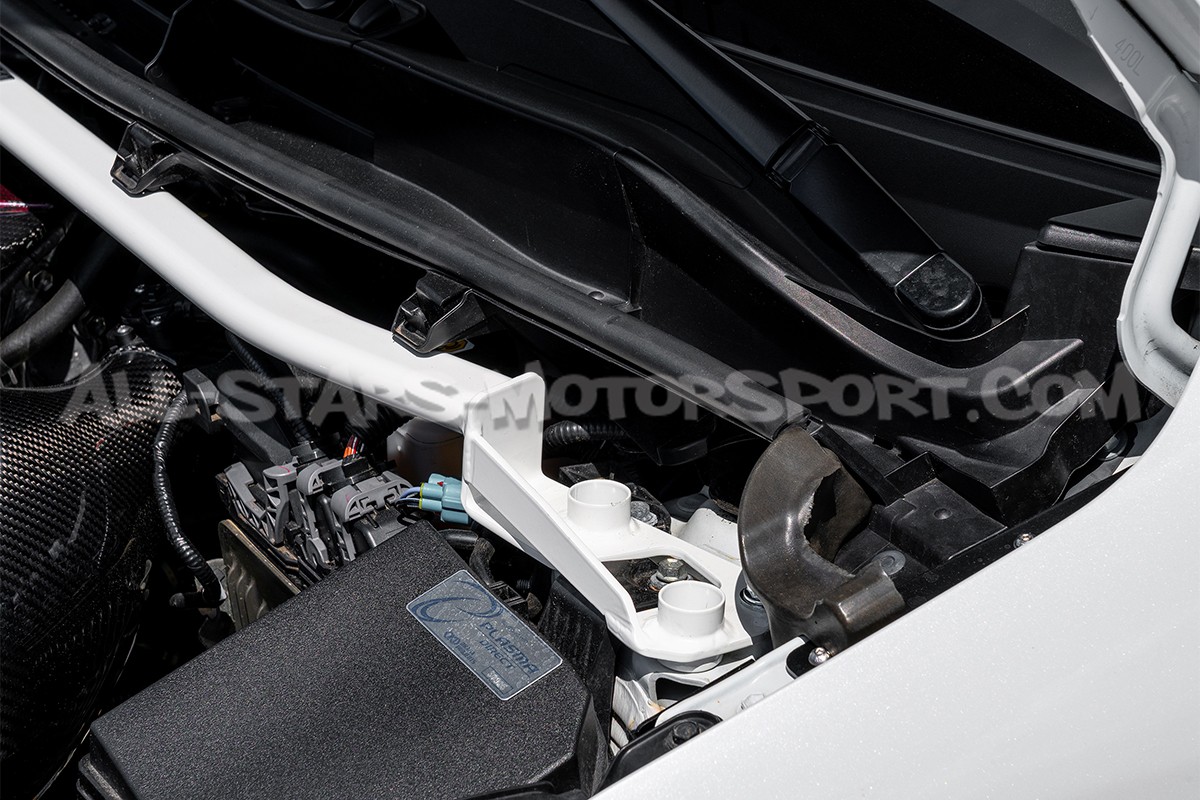 Barre anti rapprochement avant Ultra Racing pour Toyota Yaris GR Gen.1