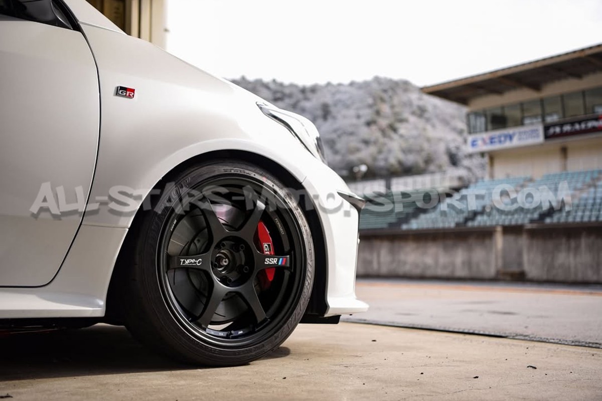 SSR Type-C Forged Wheel 18x9.5 - 5x114.3 ET38 - Black