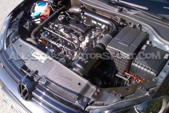 Golf 5 GTI / Ed30 / Pirelli Racingline Air Intake