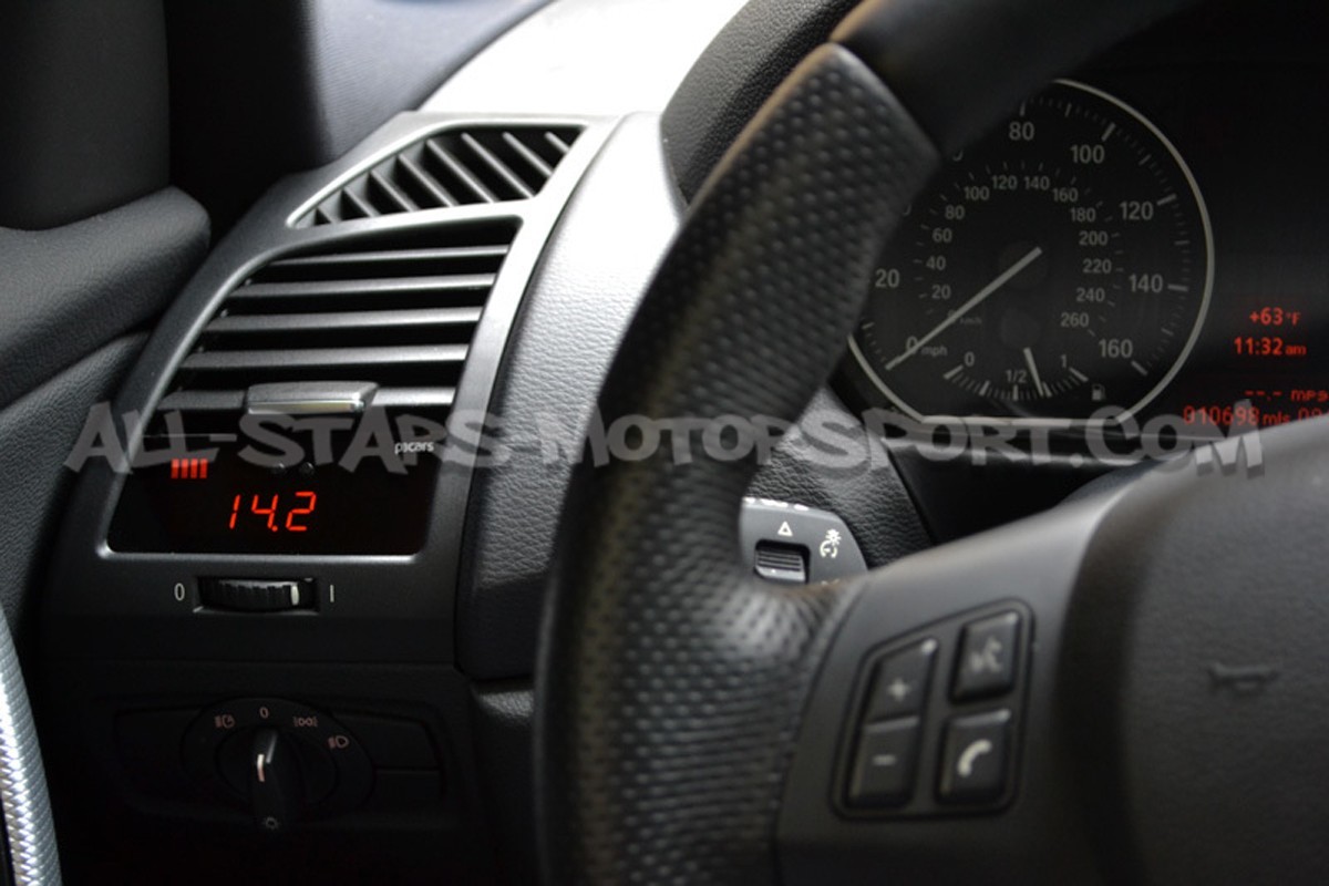 Manomètre multi digital P3 Gauges pour BMW 135i / 1M E8x
