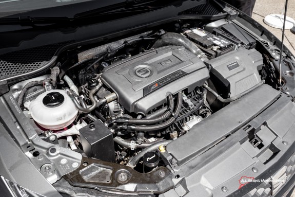 Tapa del deposito de refrigerante Racingline para MQB 2.0 TFSI EA888.3