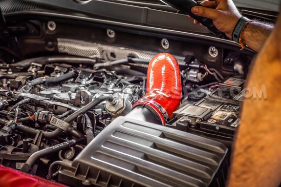 Audi S3 8V / TT MK3 / Octavia VRS Racingline Silicone Turbo Inlet Hose