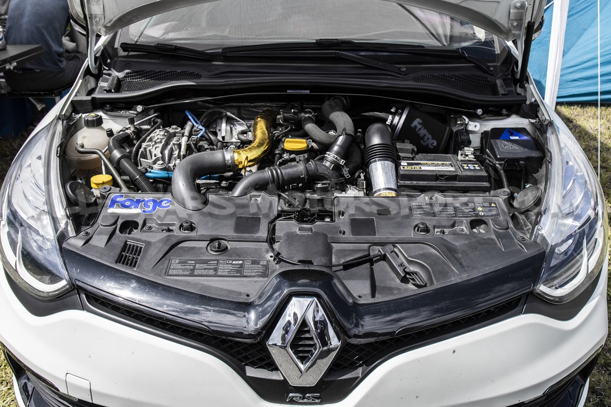 Forge intake for Clio 4 RS Trophy 220