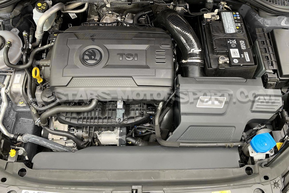 Admission Racinline R600 pour Audi S3 8V / TT Mk3 8S