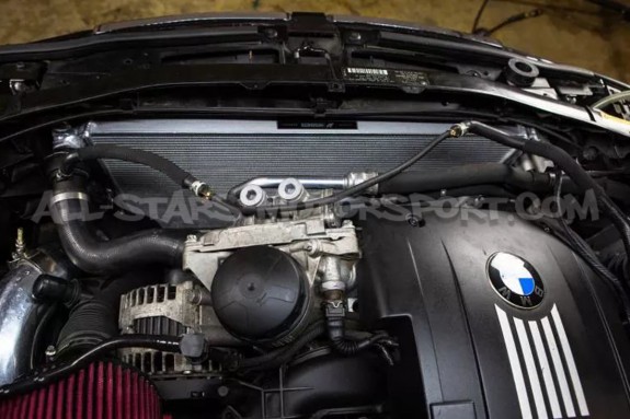 Radiador Mishimoto para BMW 135i E82 / 335i E9x