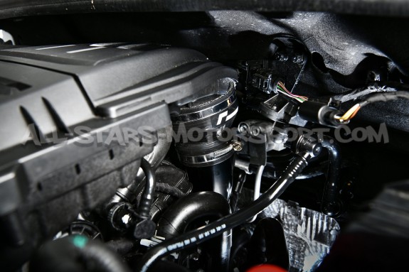 Entrada de turbo Racinline para UP GTI