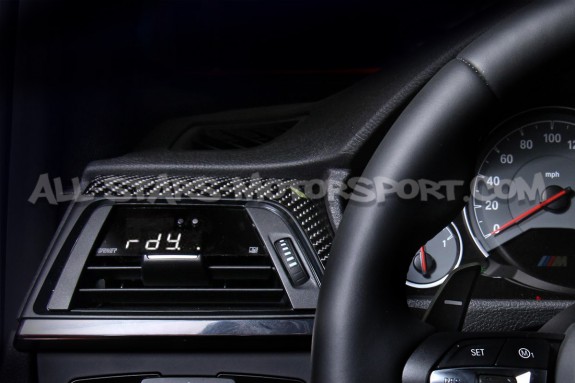 Reloj digital P3 Gauges para rejilla de ventilacion de los BMW 335i...