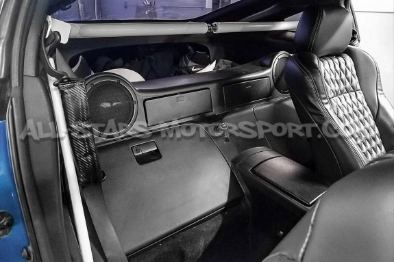 Barre de renfort interieure / C-pillar brace Ultra Racing pour Niss...