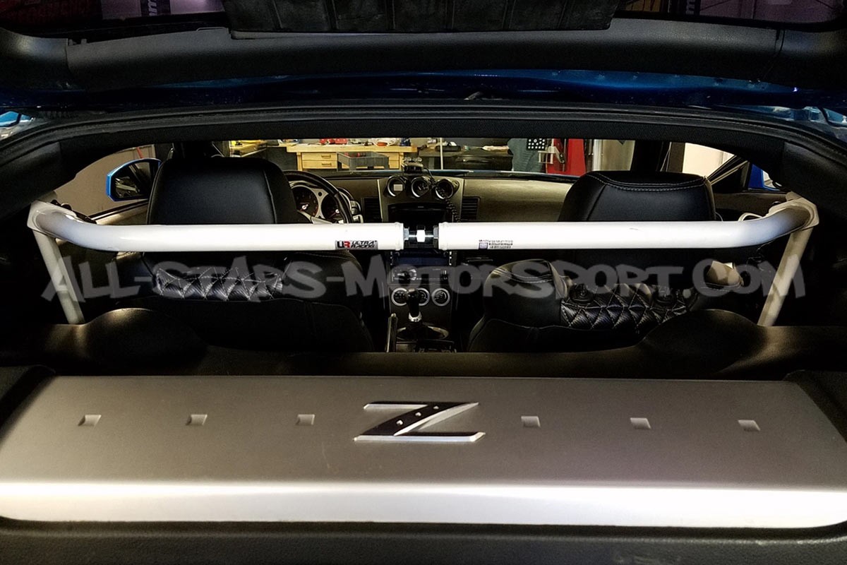 Barre de renfort interieure / C-pillar brace Ultra Racing pour Niss...