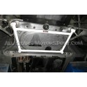 Renfort inférieur avant 4 points Ultra Racing pour BMW M3 E46