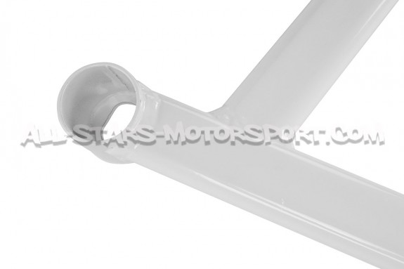 Renfort inférieur avant 4 points Ultra Racing pour BMW M3 E46