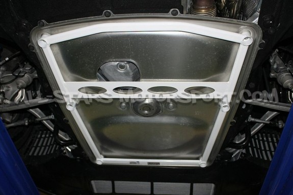 Renfort inférieur avant 6 points Ultra Racing pour BMW M2 F87