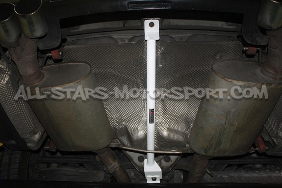 BMW 335i E9x Ultra Racing Rear Lower Bar