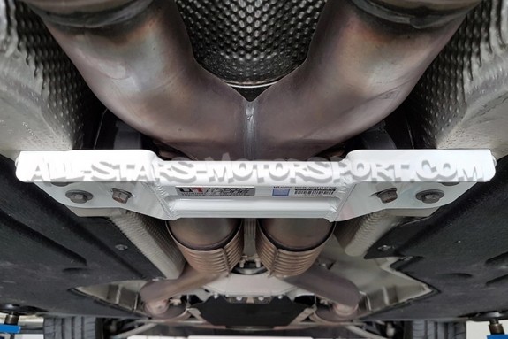 BMW M3 E92 Ultra Racing Mid Lower Bar
