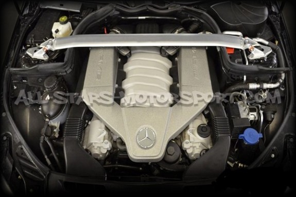 Barra de refuerzo delantera Alpha Competition Mercedes Clase C W204