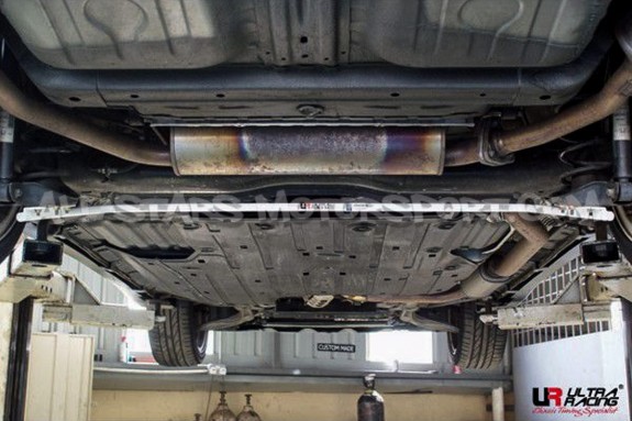 Honda Civic Type R FN2 Ultra Racing Rear Sway Bar