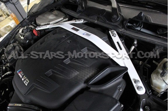 Barra de torreta delantera Ultra Racing para BMW M3 E92