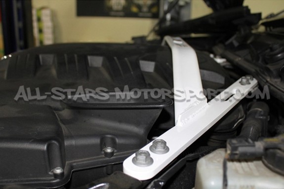 BMW M3 E92 Ultra Racing Front Upper Strut Brace