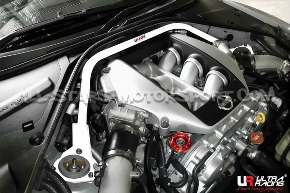 Nissan R35 GTR Ultra Racing Front Upper Strut Brace